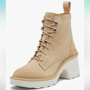 Sorel Women's Lace Up Boots - Tan